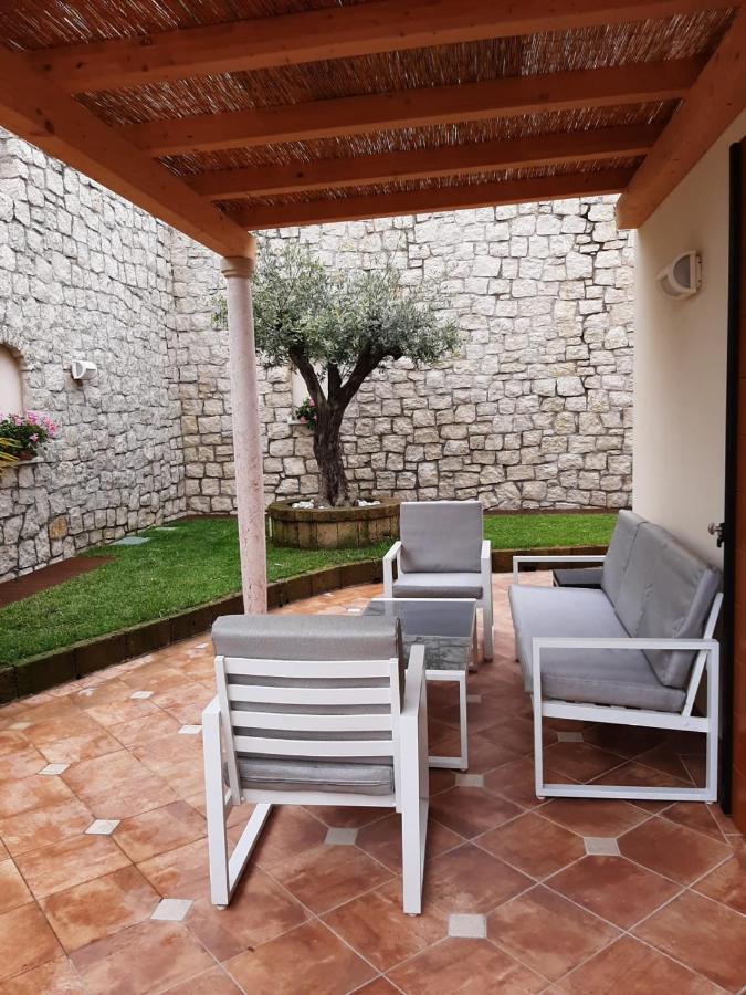 Bmp Apartment Deluxe 1 Jacuzzi Riscaldata Privata Vista Lago Di Garda เบรนโซเน ซูล การ์ดา ภายนอก รูปภาพ