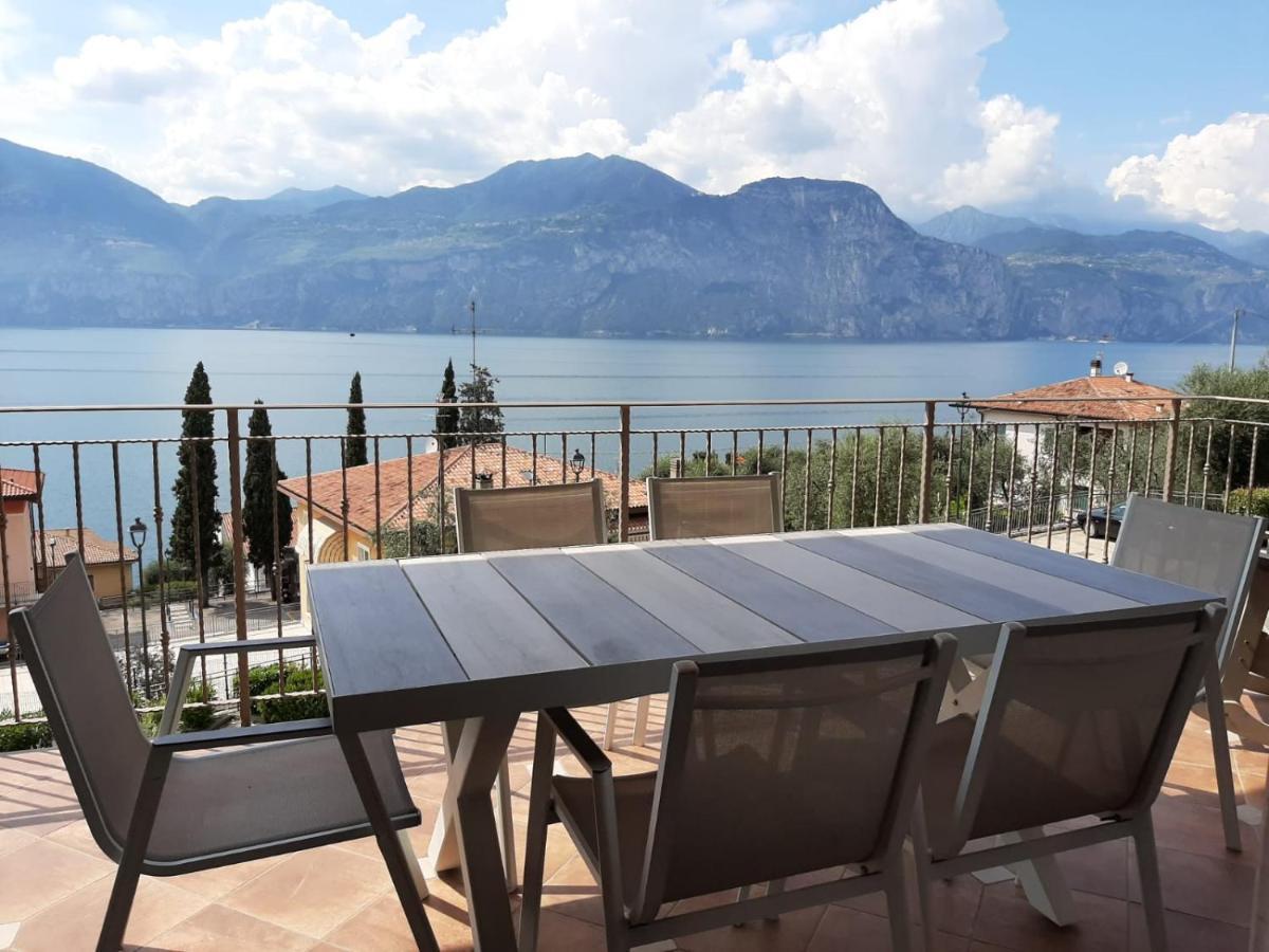 Bmp Apartment Deluxe 1 Jacuzzi Riscaldata Privata Vista Lago Di Garda เบรนโซเน ซูล การ์ดา ภายนอก รูปภาพ