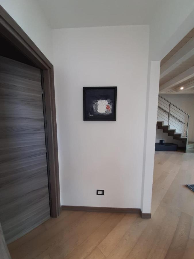 Bmp Apartment Deluxe 1 Jacuzzi Riscaldata Privata Vista Lago Di Garda เบรนโซเน ซูล การ์ดา ภายนอก รูปภาพ