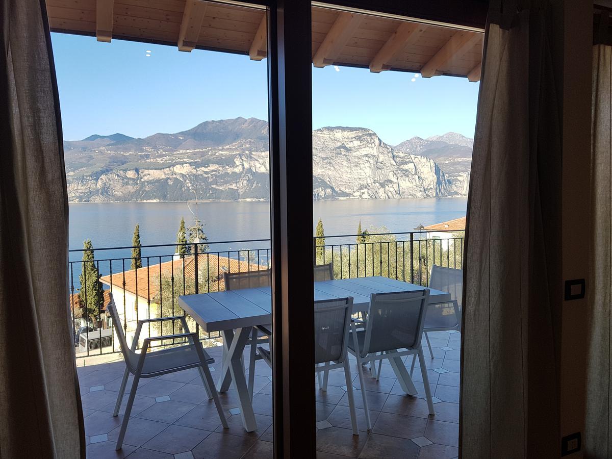 Bmp Apartment Deluxe 1 Jacuzzi Riscaldata Privata Vista Lago Di Garda เบรนโซเน ซูล การ์ดา ภายนอก รูปภาพ